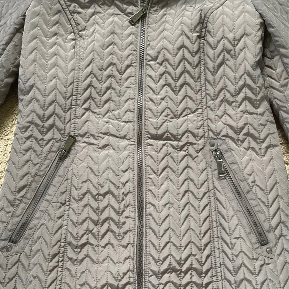 BCBG Coat - Picture 4 of 10